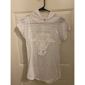 Womans Chicago Bulls Teddy Short Sleeve Hoodie White Size S. Flawless!